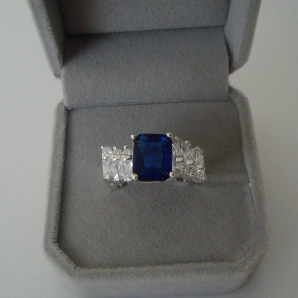 Silver Filled Blue Sapphire & White Quartz Ring - Picture 8 of 8